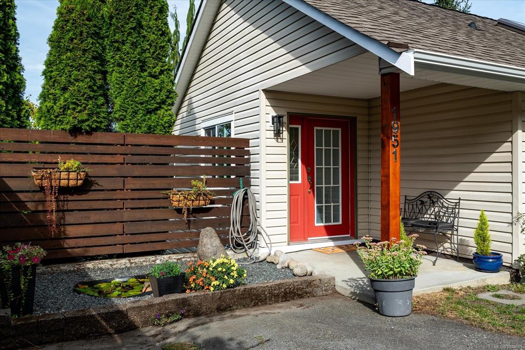 Third View of 1951 Kelsie Rd, Nanaimo, BC, V9X 1B7
