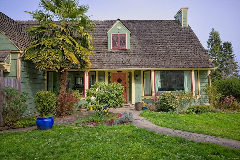 Fourth View of 150 Drake Rd, Salt Spring, BC, V8K 2V8