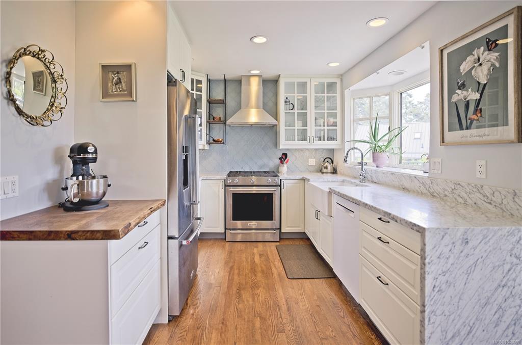 Fifth View of 150 Drake Rd, Salt Spring, BC, V8K 2V8