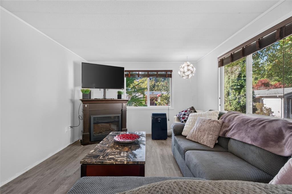 Fifth View of 2587 Selwyn Rd, Langford, BC, V9B 4V4