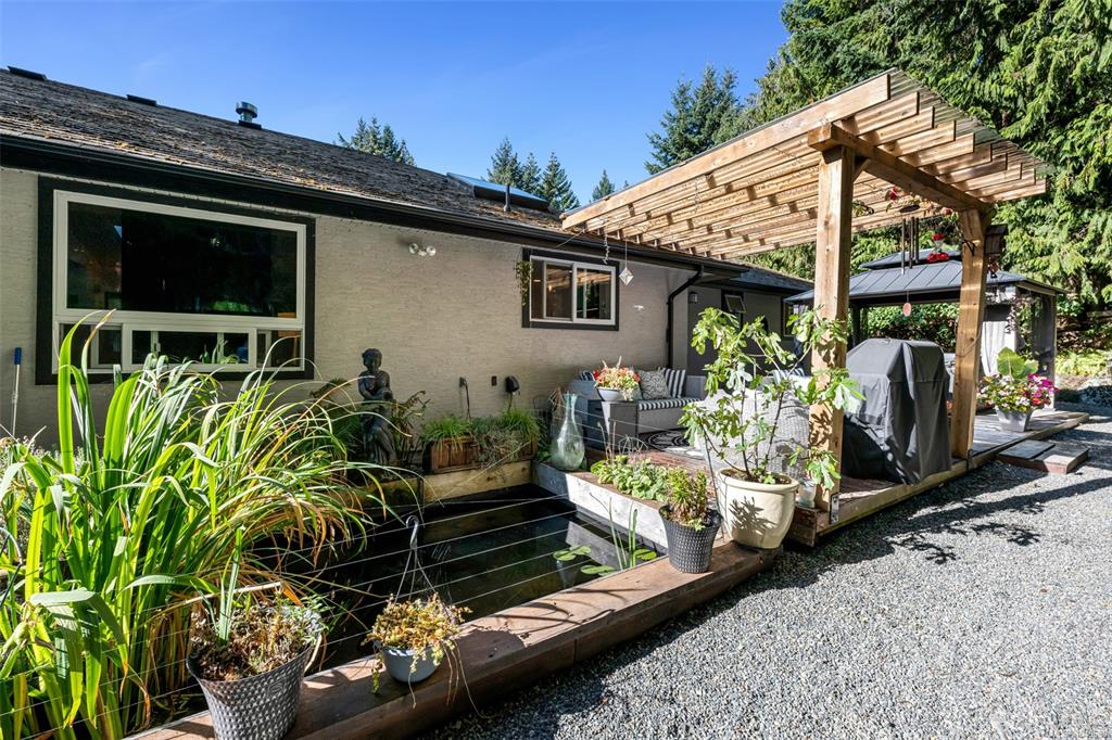 Fifth View of 2375 Damascus Rd, Shawnigan Lake, BC, V8H 2E7