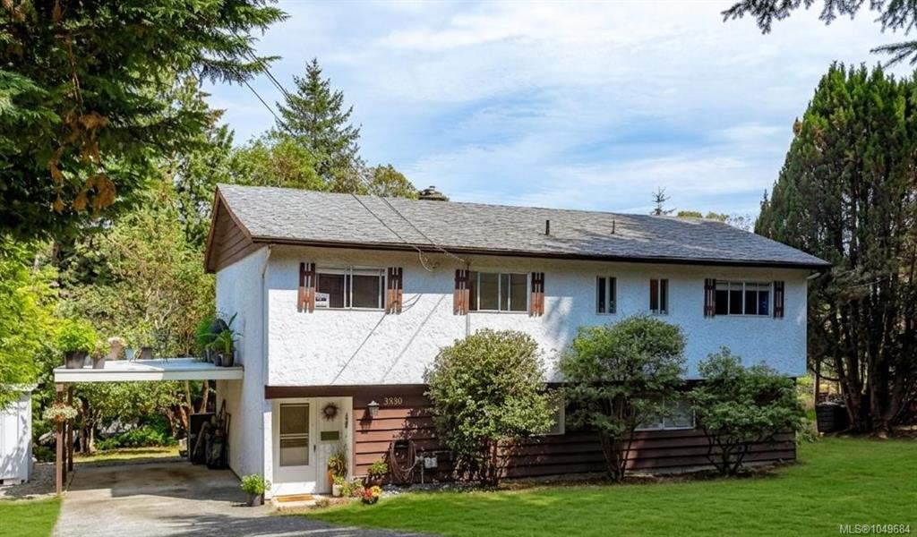 3330 Ravenwood Rd, 1049684, BC,