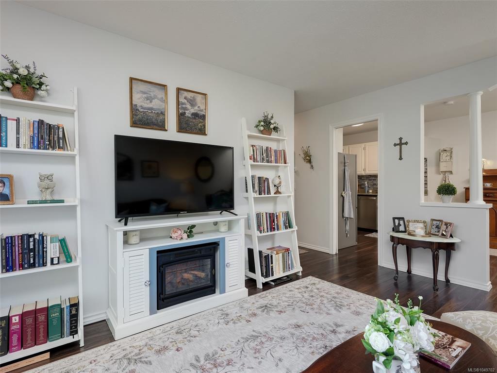 Fifth View of 1215 Bay St, Cedar Bay, Victoria, BC, V8T 1S7