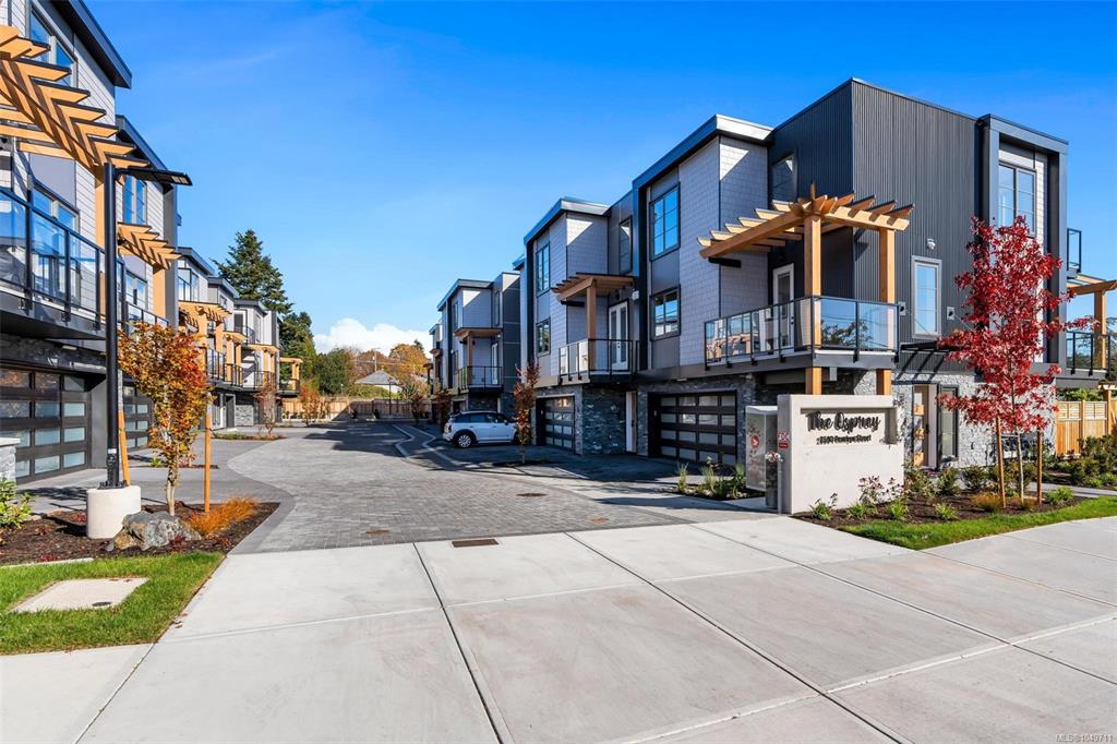 Second View of 2590 Penrhyn St, The Osprey, Saanich, BC, V8N 1G3