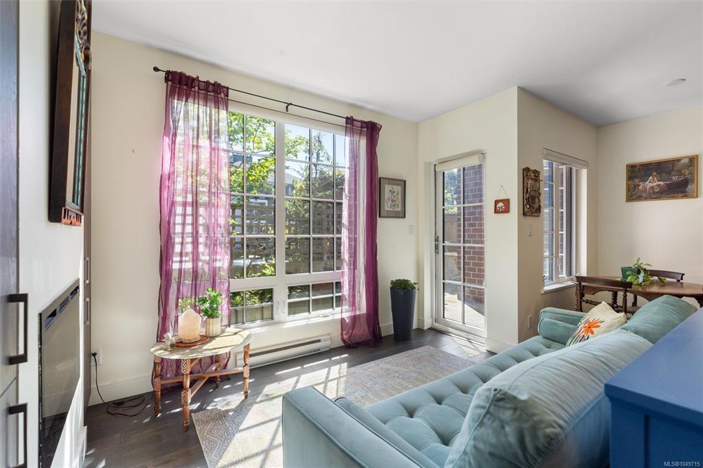 Fifth View of 1011 Burdett Ave, Victoria, BC, V8V 3G9