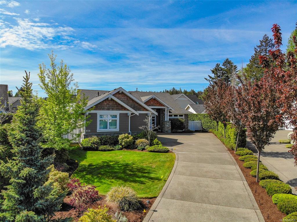 856 Bluffs Dr, 1049735, BC,