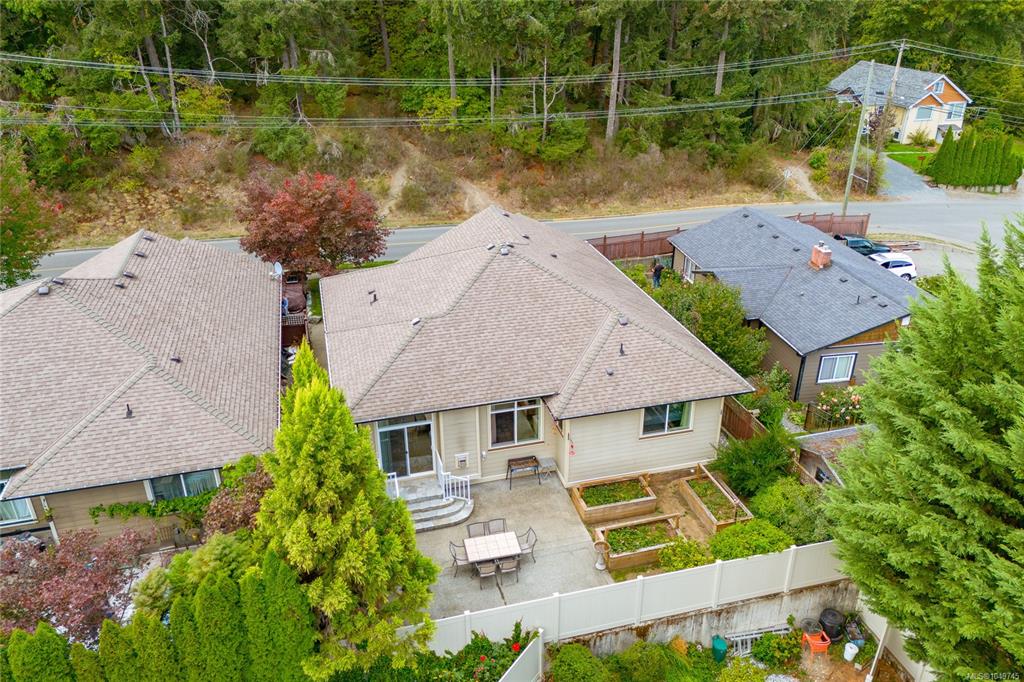 Third View of 3109 Cliffs Rd, Duncan, BC, V9L 0C6