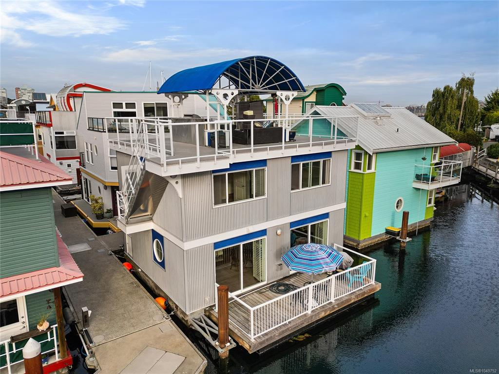 445 Head St, 1049752, BC,