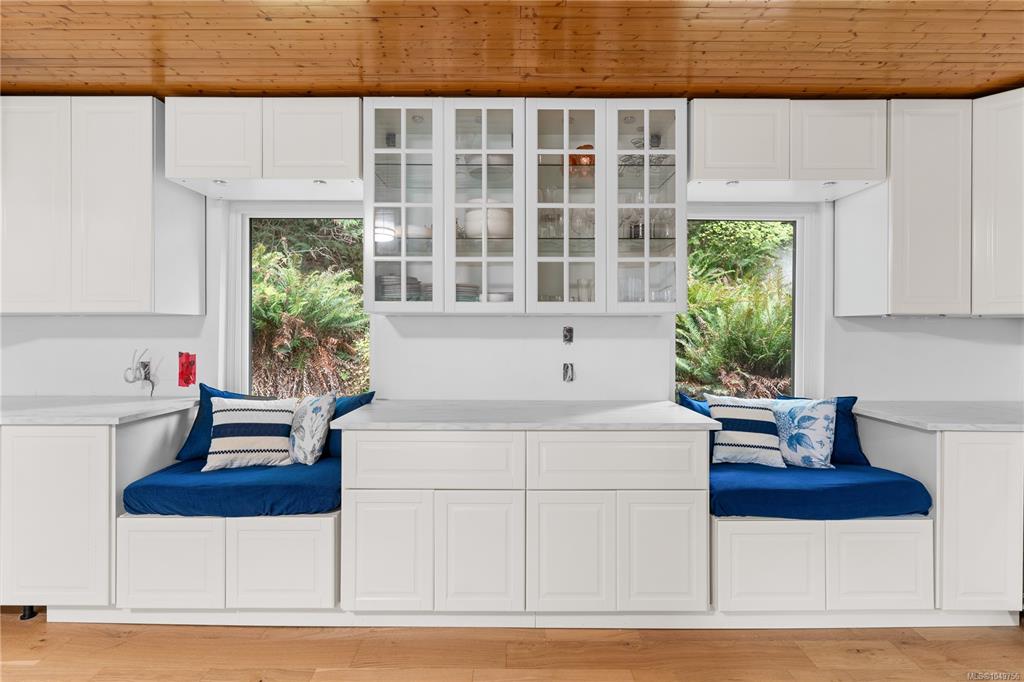 Fourth View of 436 Hemlock Ave, Gabriola Island, BC, V0R 1X1