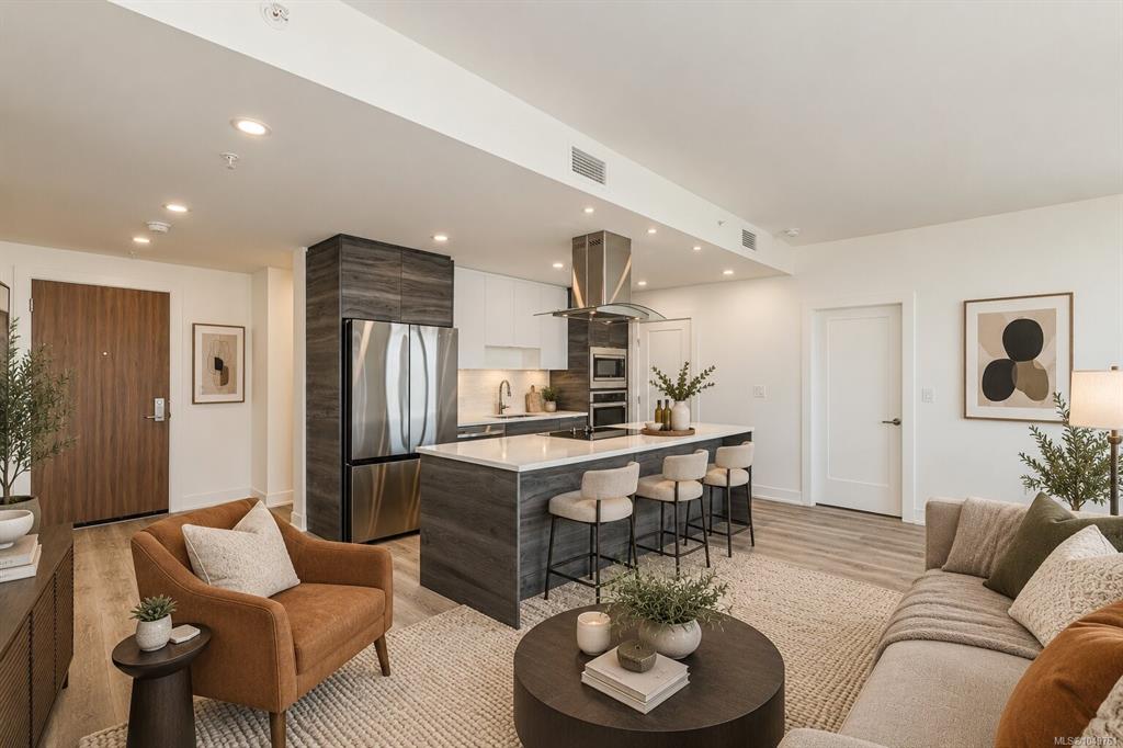 1628 Store St, 1049761, BC,