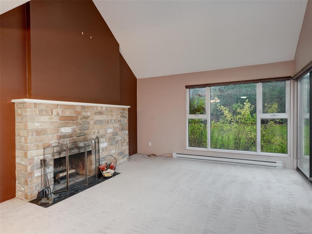 Third View of 1315 Gladstone Ave, Victoria, BC, V8R 1R9