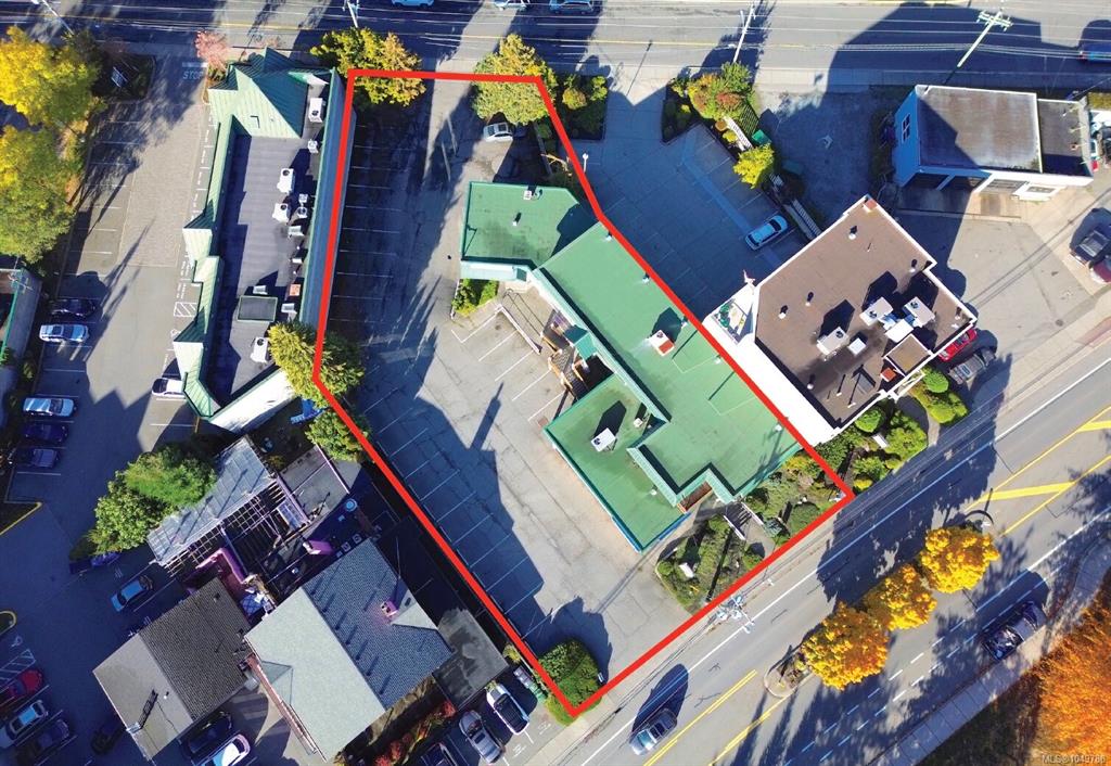 4500 West Saanich Rd, 1049788, BC,