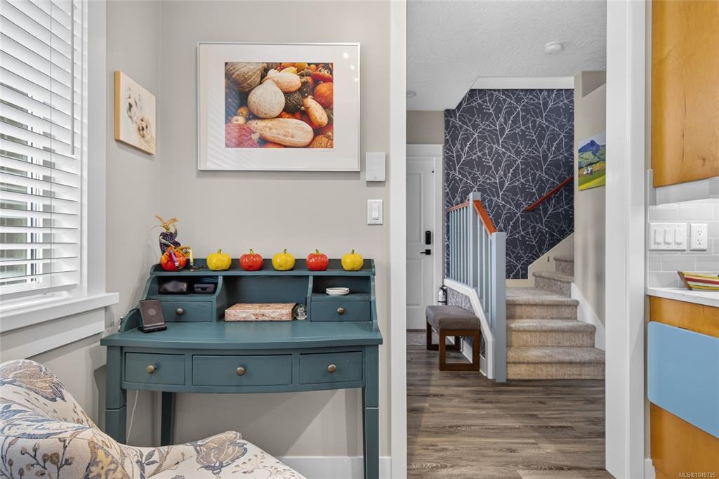 Fifth View of 7250 West Saanich Rd, Central Saanich, BC, V8M 0A3
