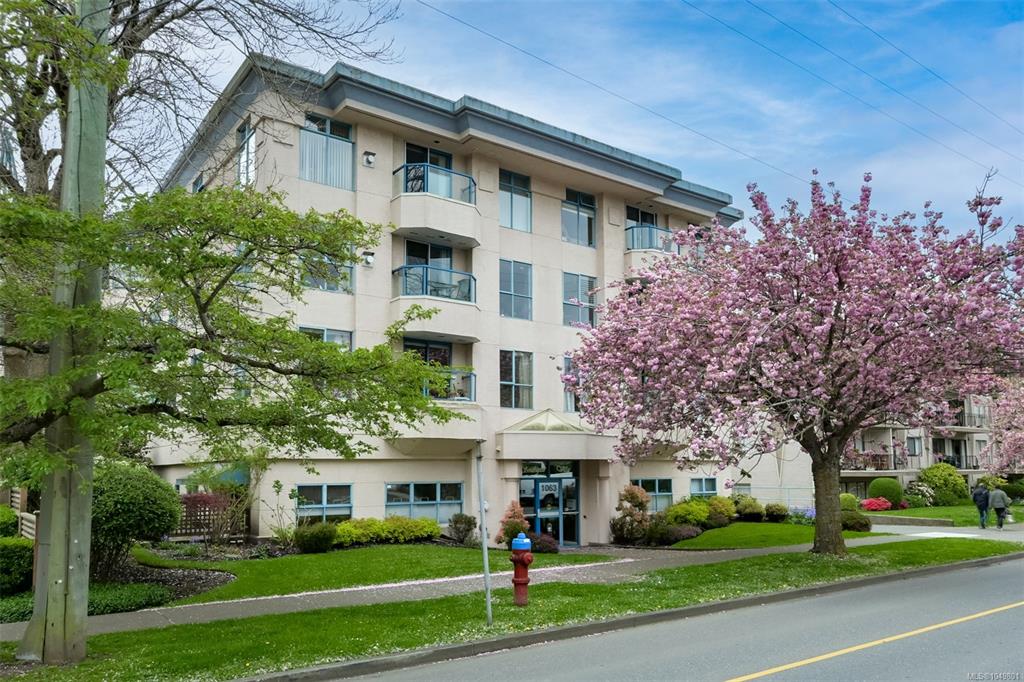 Third View of 1063 Southgate St, Southgate Villa, Victoria, BC, V8V 2Z1