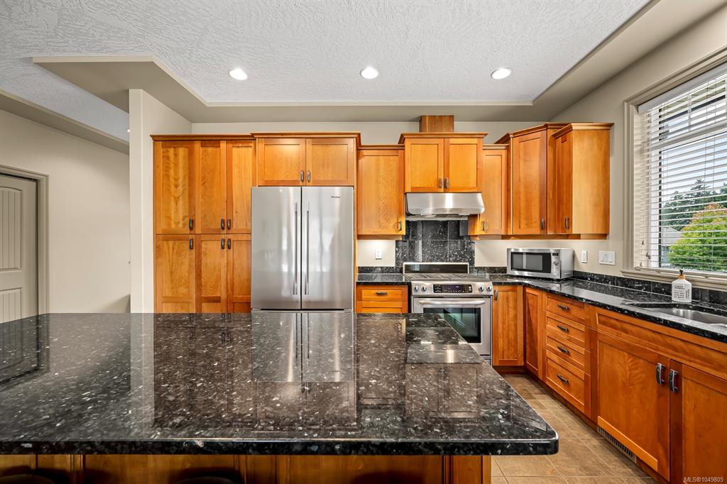 Fifth View of 570 Spitfire Dr, Comox, BC, V9M 0A1