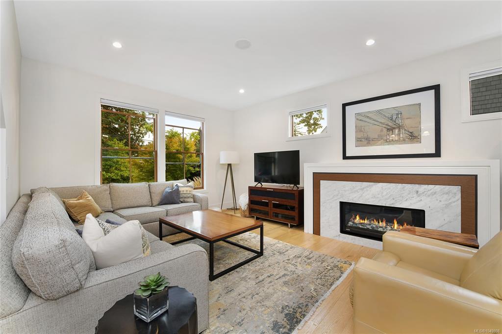 Fourth View of 2680 Margate Ave, Oak Bay, BC, V8S 3A7