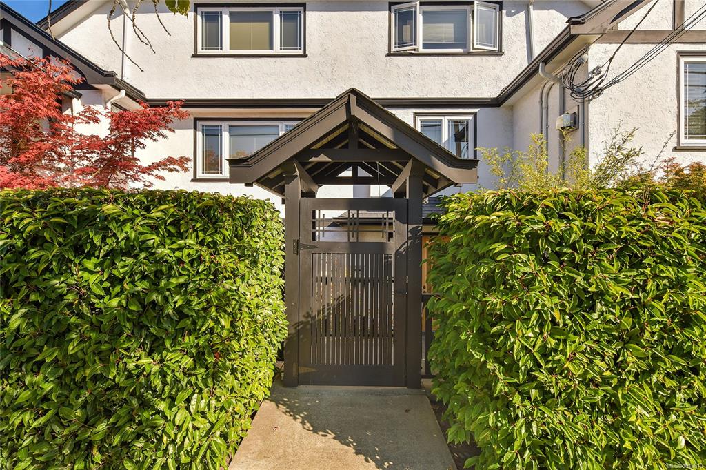 Fifth View of 603 Moss St, Victoria, BC, V8V 4N7
