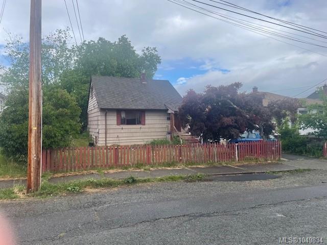 2876 12 Th Ave, 1049834, BC,