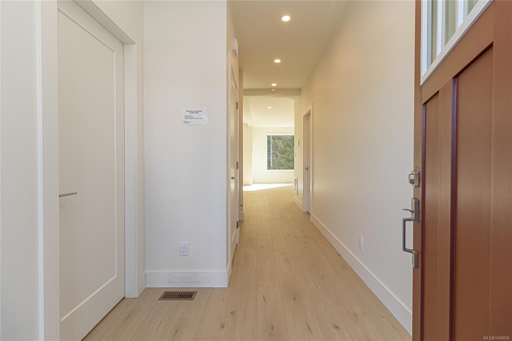 Fifth View of 2180 Bellflower Dr, Langford, BC, V9C 0S6