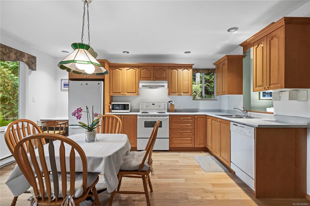 Fifth View of 1769 Errington Rd, Errington, BC, V0R 1V0