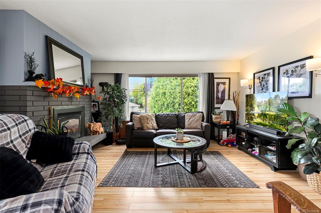 Fourth View of 170 Stewart St, Comox, BC, V9M 2T8