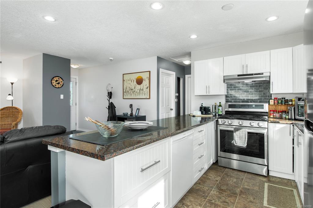 Third View of 1890 15th Ave, Campbell River, BC, V9W 4J9