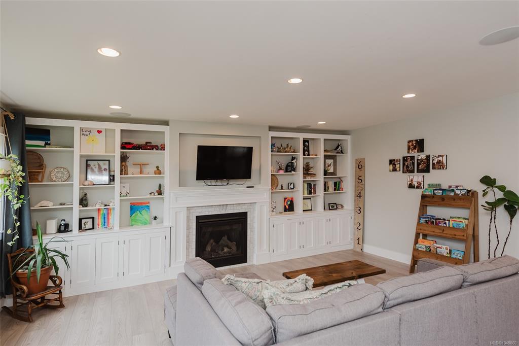 Fourth View of 2086 Eardley Rd, Campbell River, BC, V9W 1L4
