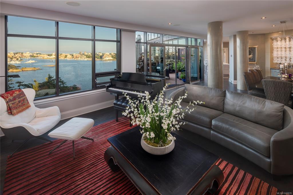Fourth View of 847 Dunsmuir Rd, Swallows Landing, Victoria, BC, V9A 0A5
