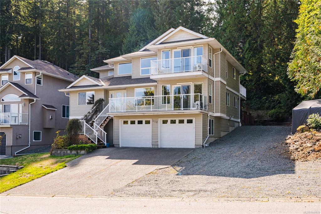 Third View of 452 Thetis Dr, Ladysmith, BC, V9G 1V9