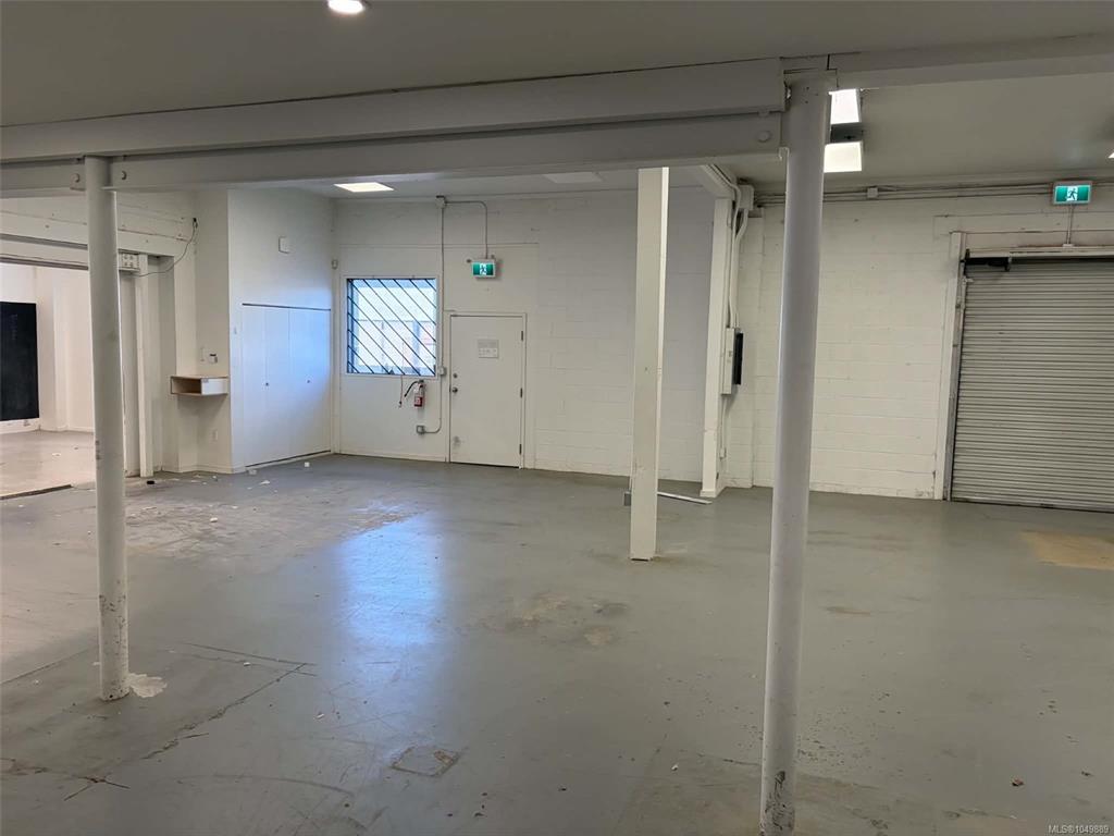 Fourth View of 2615 Turner St, Victoria, BC, V8T 4T8