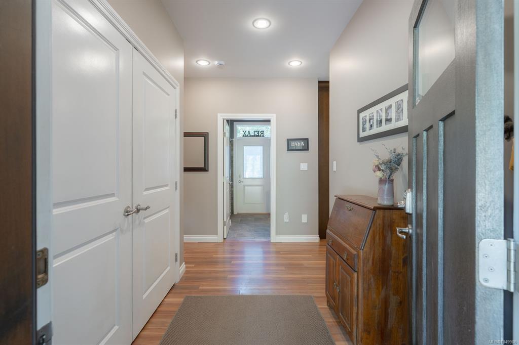 Fourth View of 9600 Comox Trail, Port Alberni, BC, V9Y 8N8