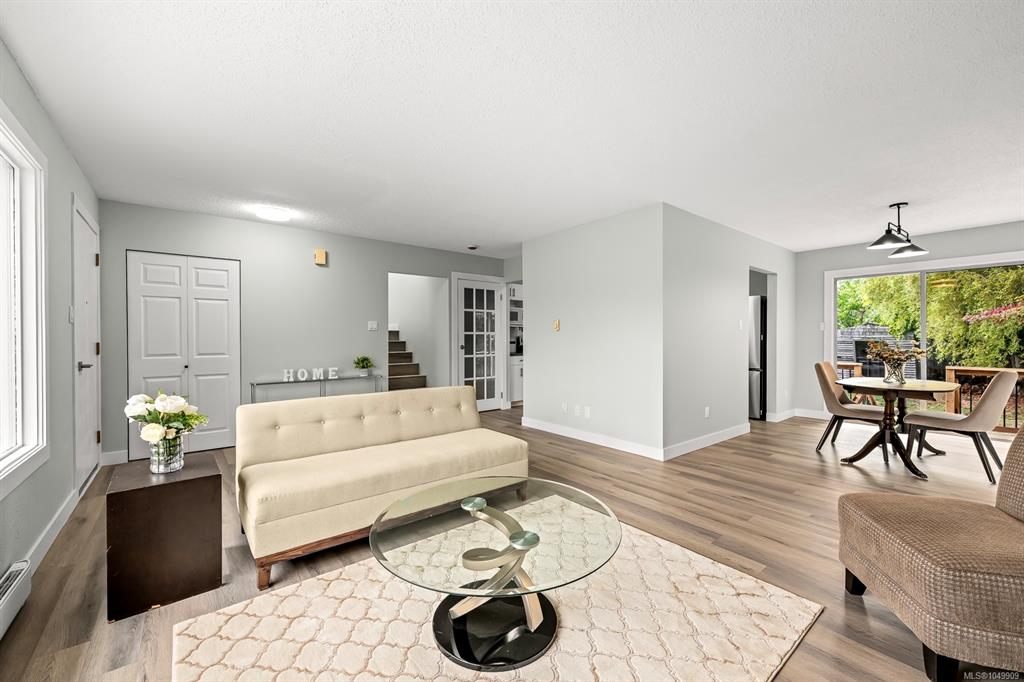Fourth View of 163 James St, Parksville, BC, V9P 1H9