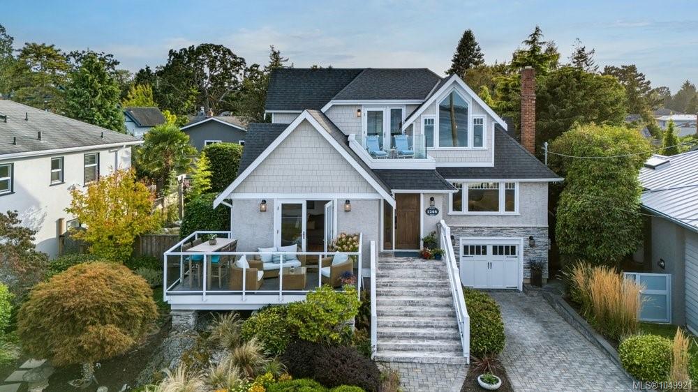 Fourth View of 1244 Beach Dr, Oak Bay, BC, V8S 2N3