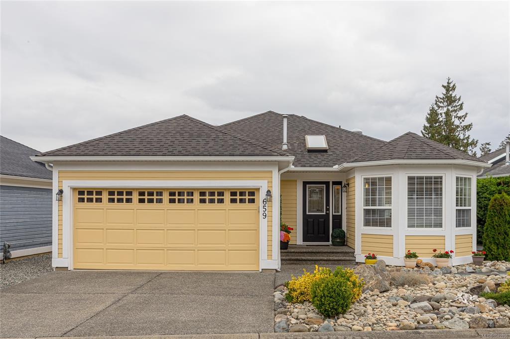 Third View of 659 Windward Way, Oceanside, Qualicum Beach, BC, V9K 2K4