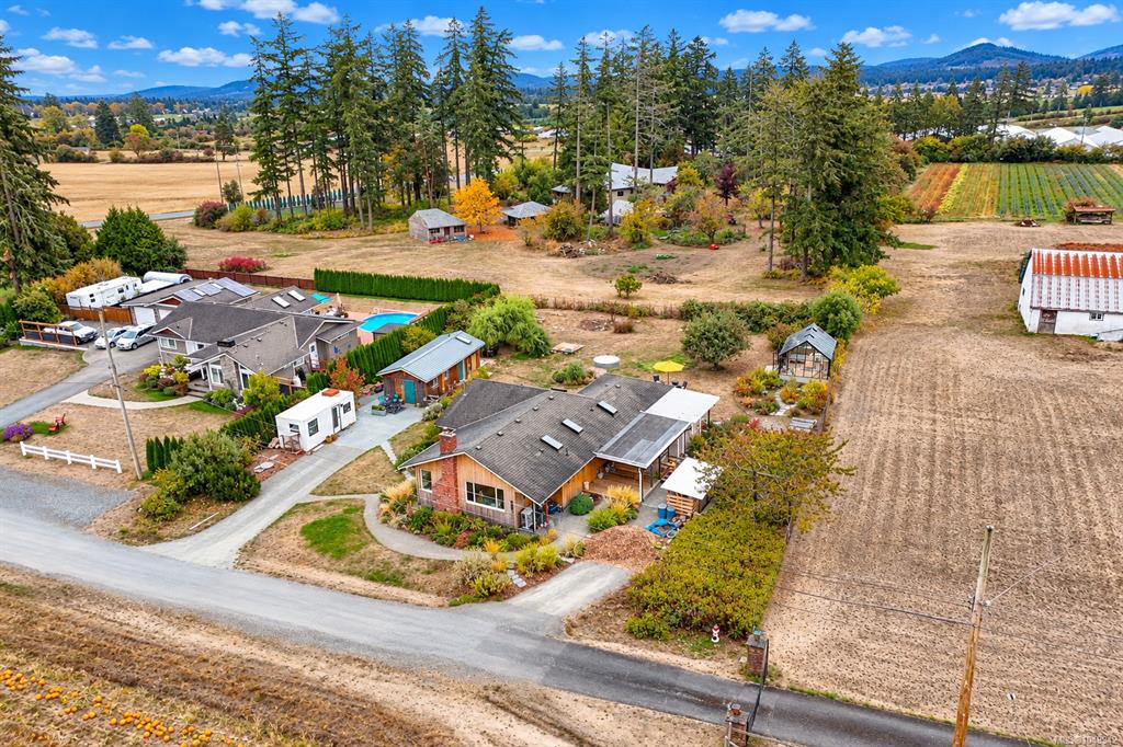 Fifth View of 2105 Straitsview Rd, Central Saanich, BC, V0S 1A0