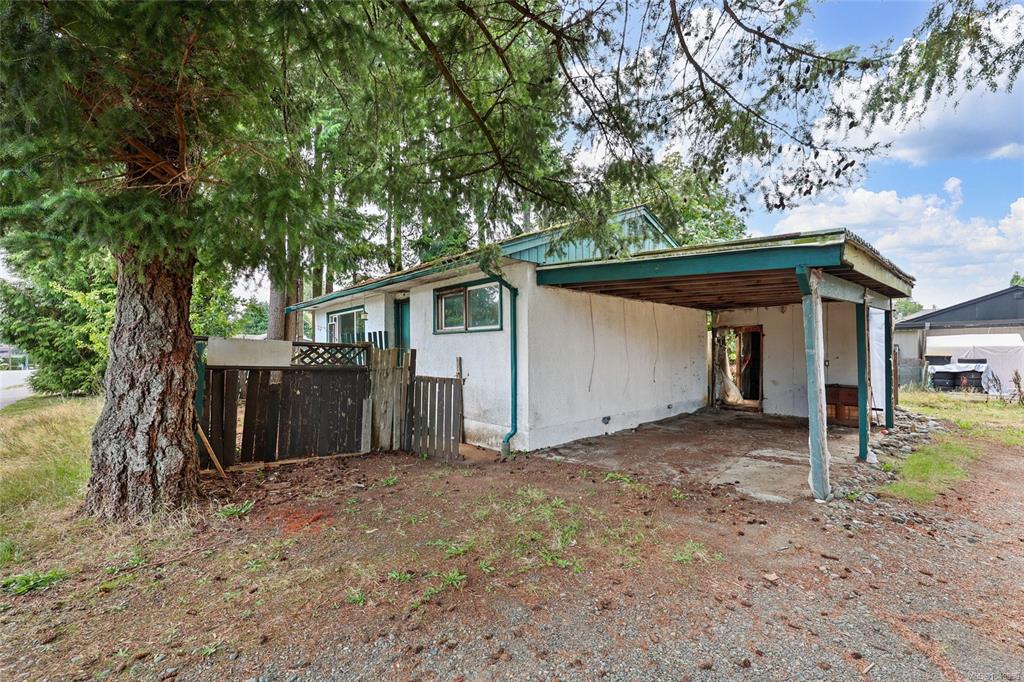Third View of 224 Westgate Rd, Campbell River, BC, V9W 1R6