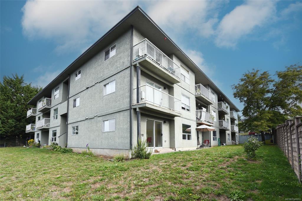 Third View of 123 Back Rd, VANRIDGE MANOR, Courtenay, BC, V9N 3W5