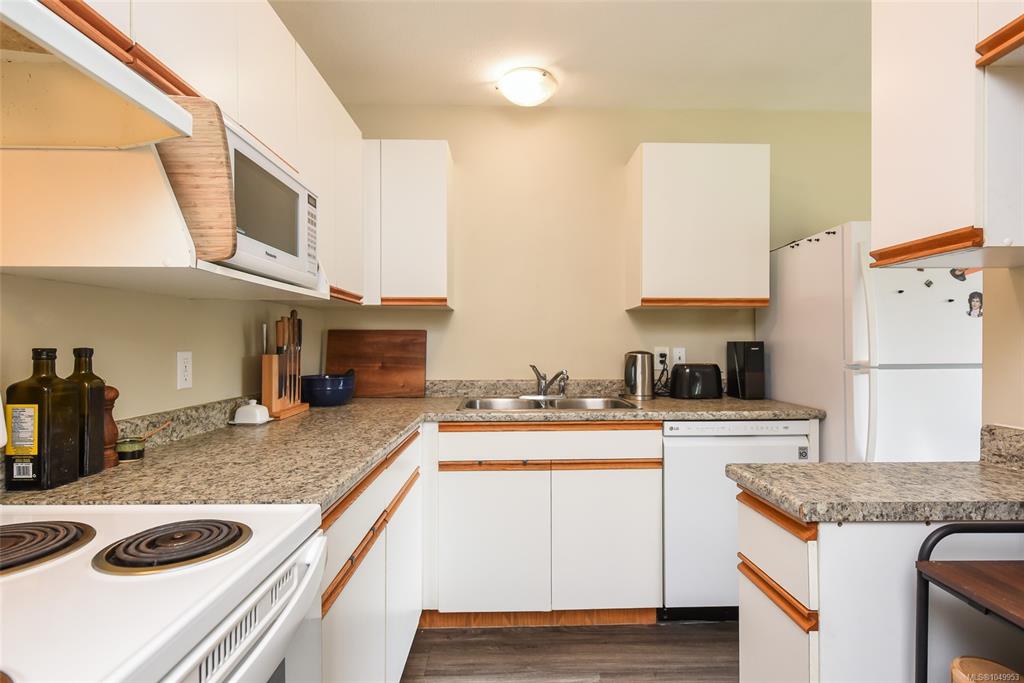 Fourth View of 123 Back Rd, VANRIDGE MANOR, Courtenay, BC, V9N 3W5