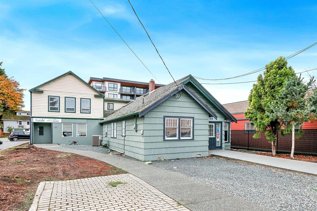 Second View of 949 Fitzgerald Ave, Courtenay, BC, V9N 2R6