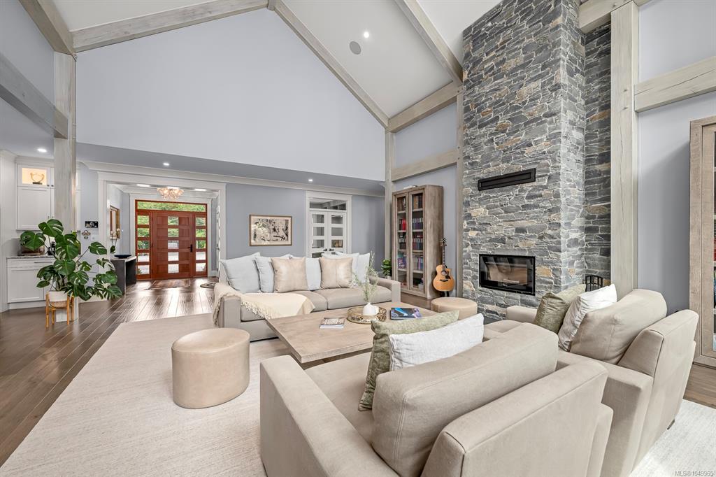 Third View of 846 Foskett Rd, Comox, BC, V9M 3T9