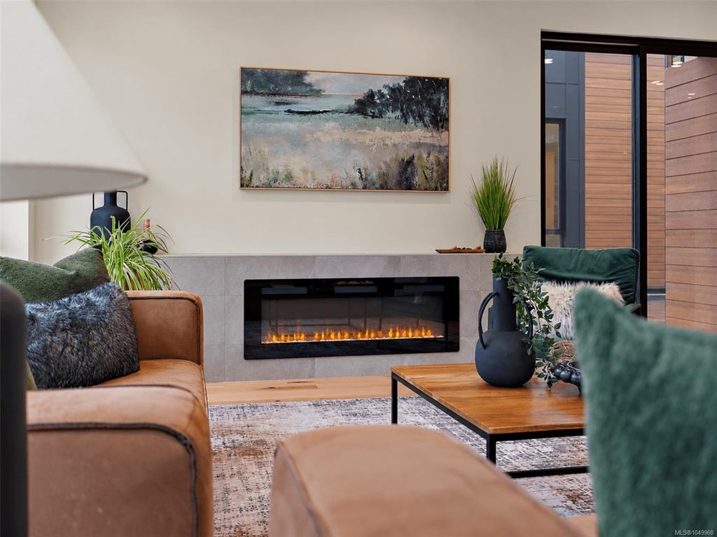 Fifth View of 2215 Greenlands Rd, Saanich, BC, V8N 1T6