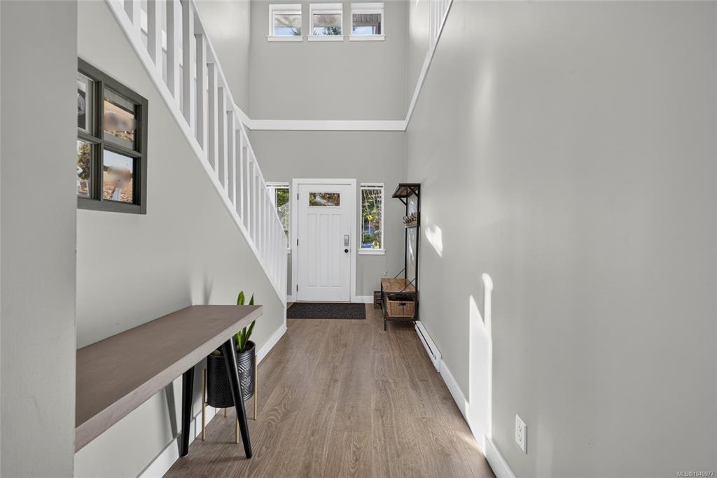 Fourth View of 1195 Parkdale Creek Gdns, Langford, BC, V9B 4G9