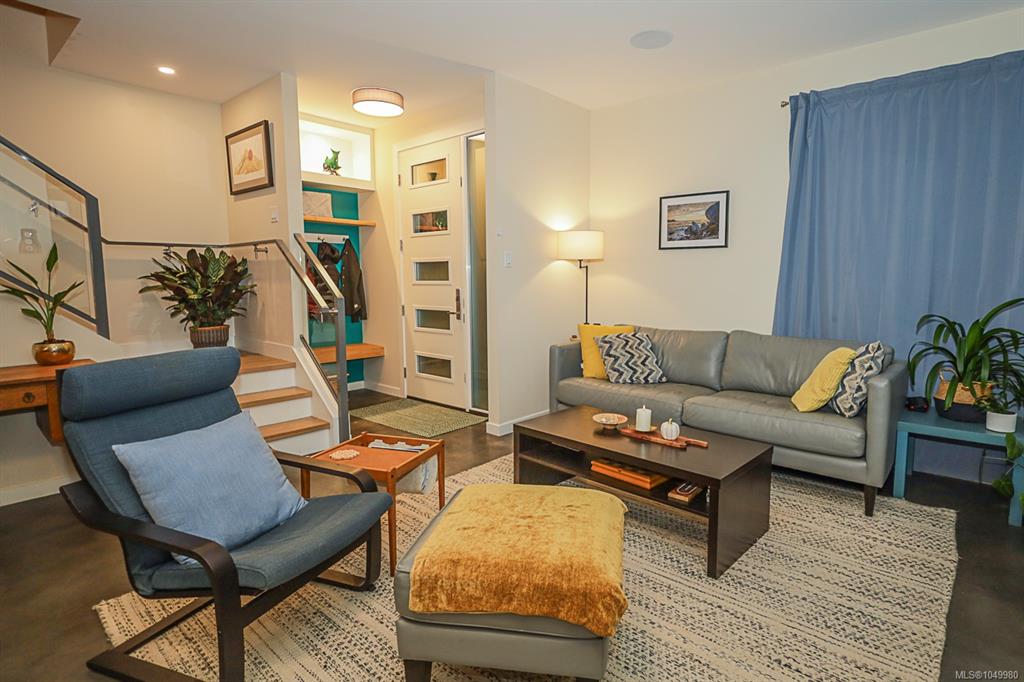 Fifth View of 1704 Coronation Ave, Victoria, BC, V8R 1X2