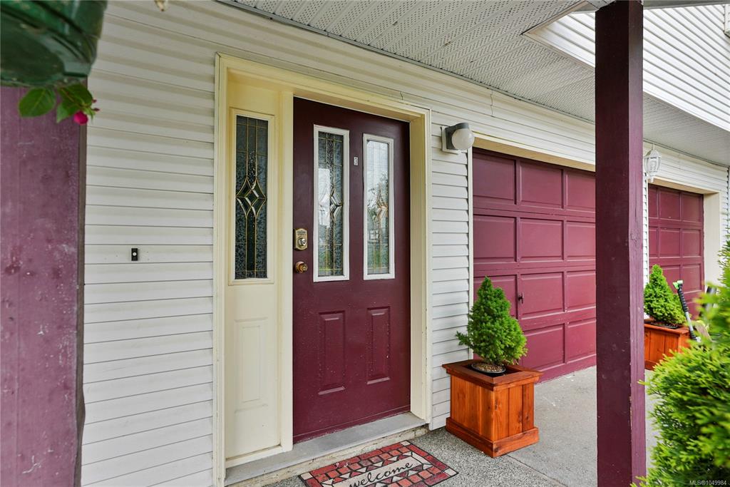 Third View of 877 Admirals Rd, Esquimalt, BC, V9A 2P1