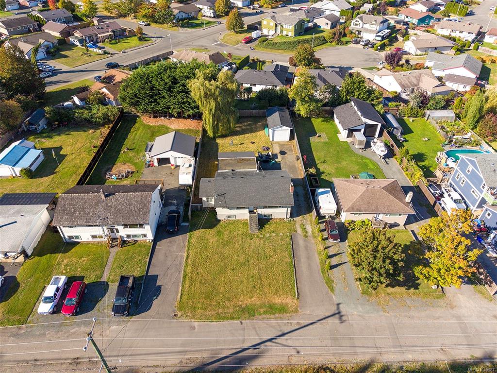3648 Island Hwy S, 1049987, BC,