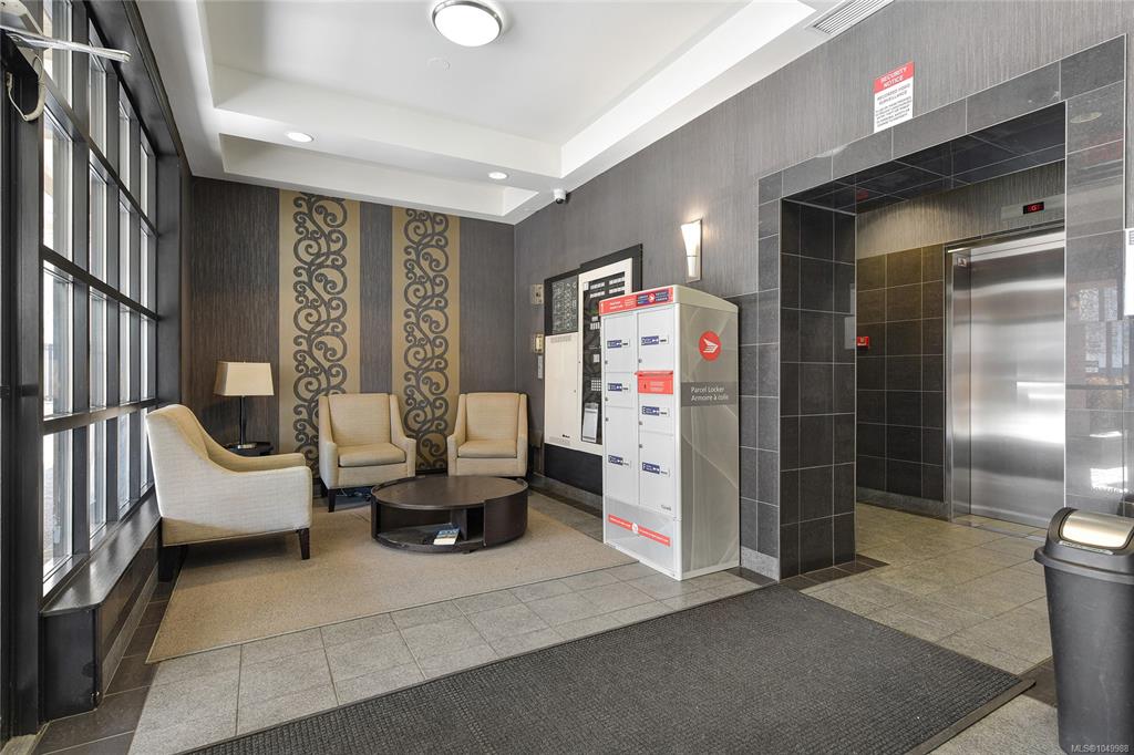 Fourth View of 930 Yates St, Victoria, BC, V8V 4Z3