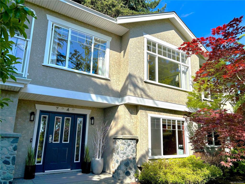 7348 Ridgedown Crt, 1049990, BC,