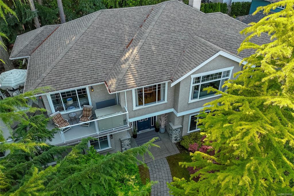 Third View of 7348 Ridgedown Crt, Ridgedown Wood Estates, Central Saanich, BC, V8M 2H7