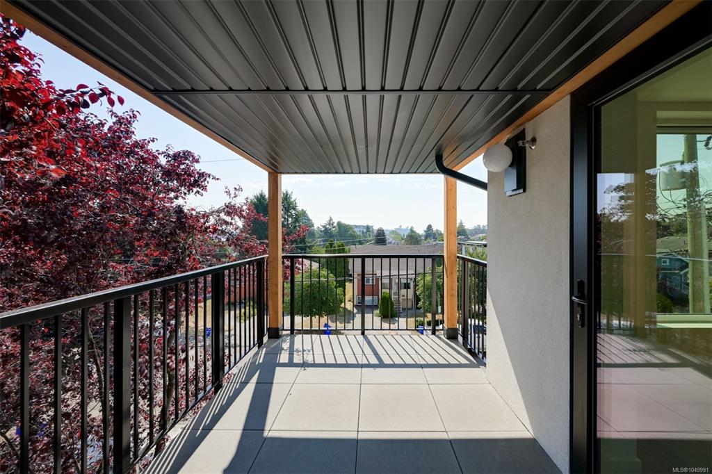 Third View of 958 Wollaston St, Esquimalt, BC, V9A 5B2