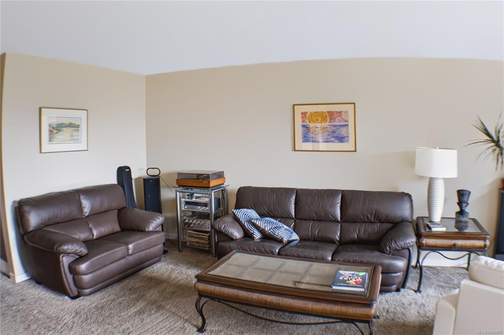 Fourth View of 103 Gorge Rd E, Victoria, BC, V9A 6Z2